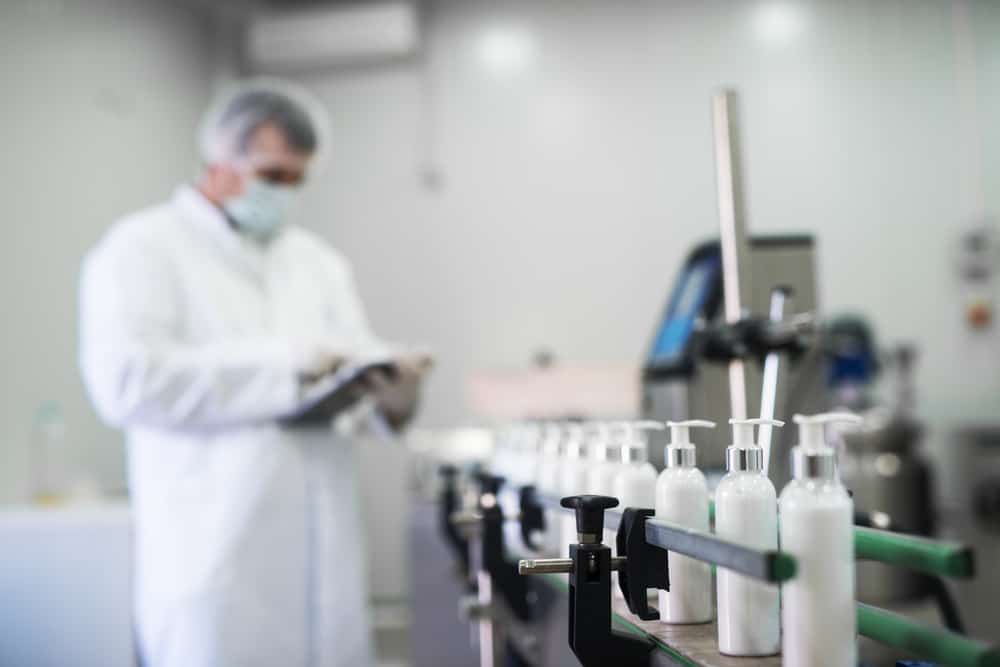 Choosing Contract Manufacturing: Timing and Formula